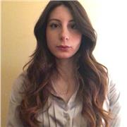 Ciao, sono Giorgia e sono qui per insegnarti e farti appassionare alla lingua francese!